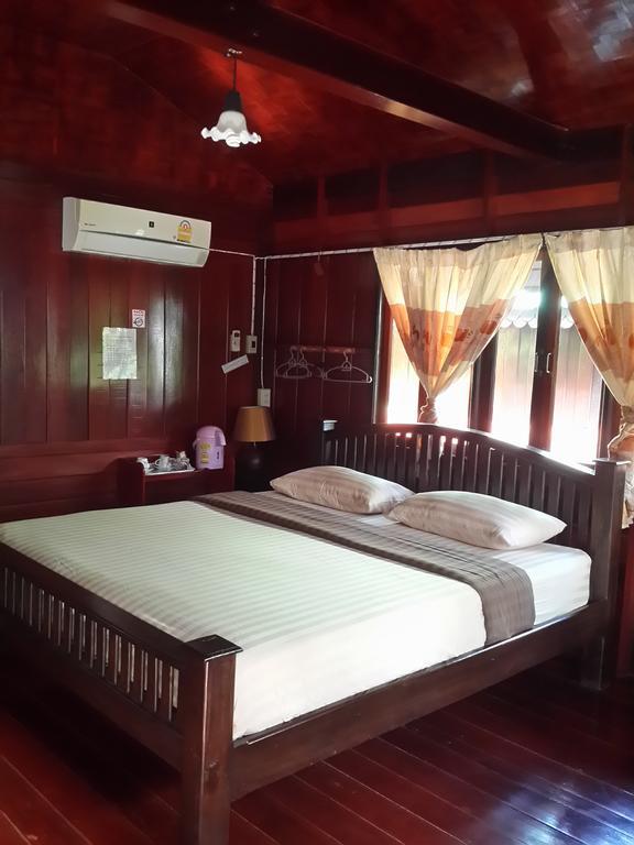 Baan Kong Homestay Ayutthaya Eksteriør billede