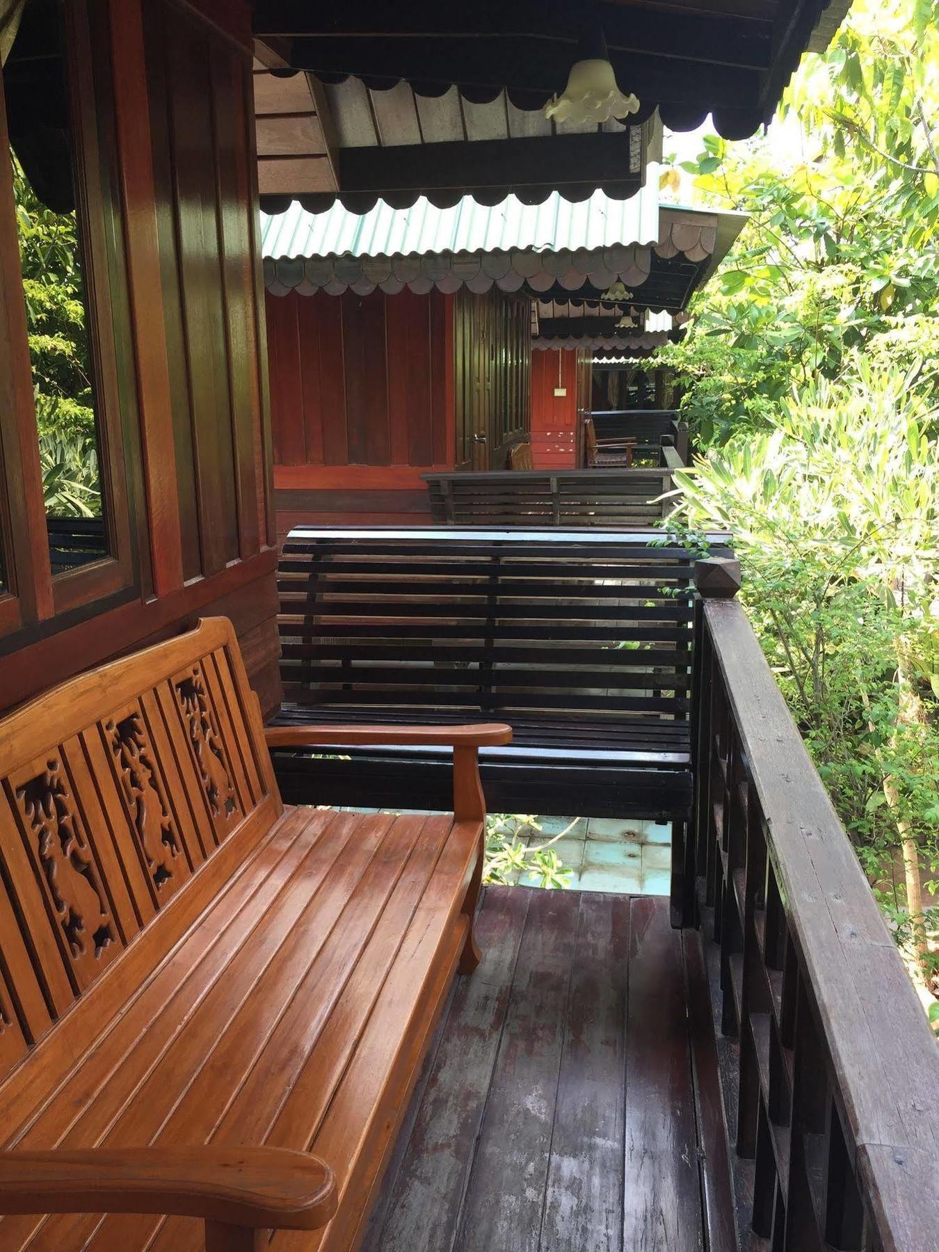 Baan Kong Homestay Ayutthaya Eksteriør billede